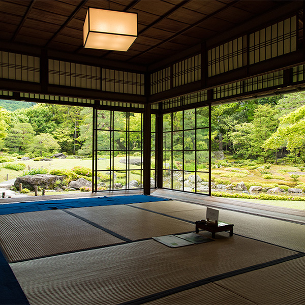 日本文化とホンモノの庭、ここで学べます。
